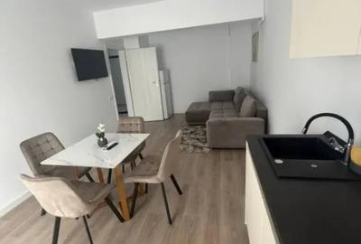 Apartament cu 2 camere decomandat în Rafinaria Vega