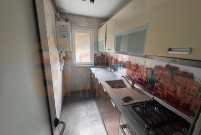 Apartament cu 3 camere semidecomandat, mobilat în Casa de Cultură - 3