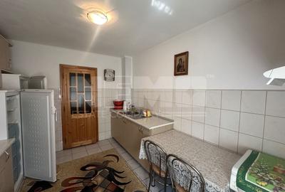Apartament cu 3 camere decomandat, mobilat în Central - 9