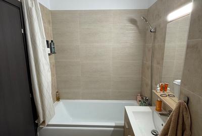 Apartament cu 2 camere decomandat în Lacul Morii