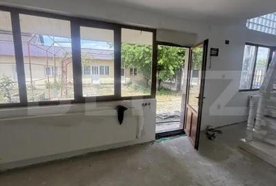 Casă cu 4 camere cu Teren 1027 Mp în Central - 11