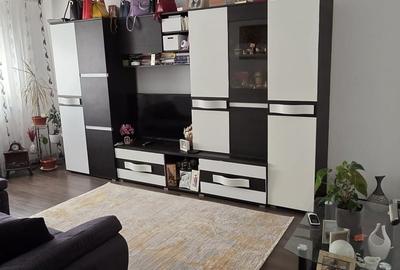 Apartament cu 2 camere decomandat în Central - 2