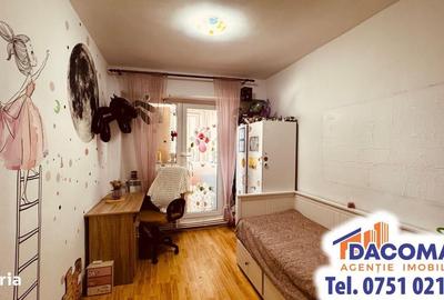 Apartament cu 3 camere decomandat în Siderurgiștilor