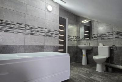 Apartament cu 3 camere semidecomandat în Central - 3
