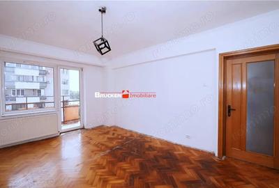 Apartament cu 3 camere decomandat în Decebal - 2