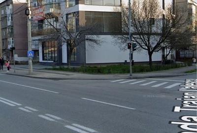 Spațiu comercial, de 100 mp, în Central