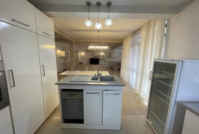 Casă cu 6 camere cu Garaj în Exterior Nord - 15