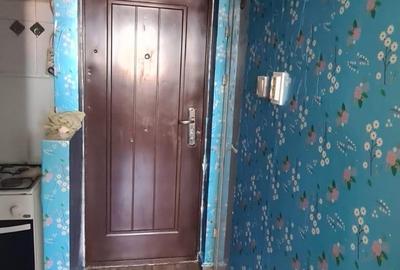 Garsonieră semidecomandată în CET - 4