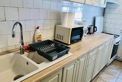 Apartament cu 4 camere decomandat în Central