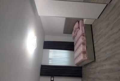 Casă cu 4 camere cu Teren 450 Mp în Roman