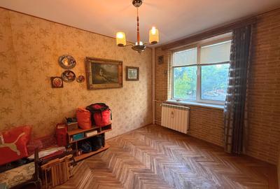 Apartament cu 3 camere decomandat în Berceni - 5