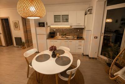 Apartament cu 2 camere decomandat, mobilat în Mamaia-Sat