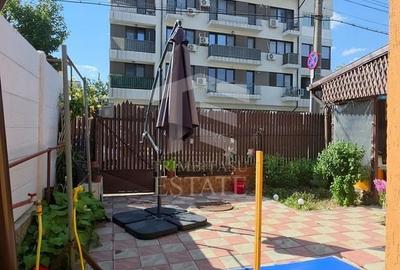 Casă cu 3 camere decomandat în Militari