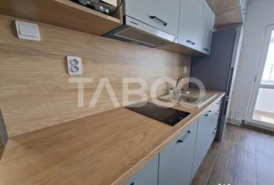 Apartament cu 3 camere decomandat în Mihai Viteazul
