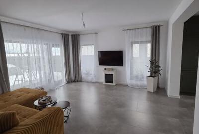 Casă cu 4 camere cu Teren 500 Mp în Tărlungeni