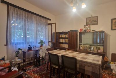 Apartament cu 3 camere decomandat în Alba Iulia