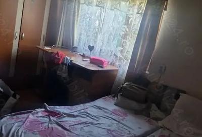 Casă cu 3 camere cu Teren 1675 Mp în Boldești