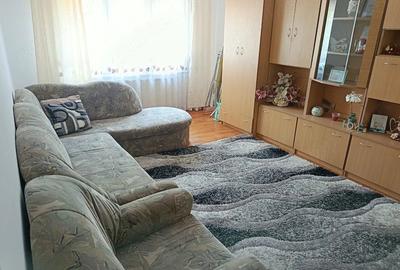 Apartament cu 2 camere decomandat în Decebal