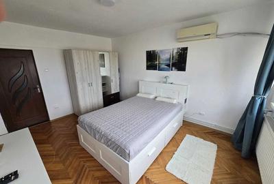 Apartament cu 2 camere decomandat în Dâmbovița