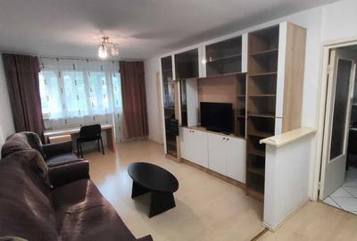 Apartament cu 3 camere decomandat, mobilat în Drumul Taberei