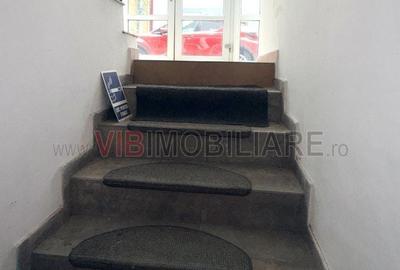 Apartament cu 5 camere în Central