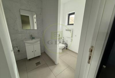 Spațiu comercial, de 122 mp, în Exterior Est - 2