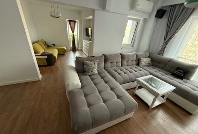 Casă cu 4 camere în Exterior Vest