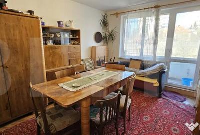 Apartament cu 4 camere semidecomandat în Simeria - 2