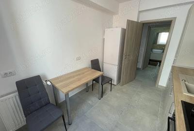 Apartament cu 2 camere decomandat în Tractorul - 9