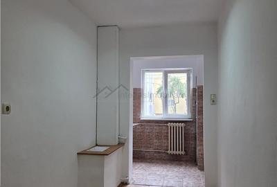 Garsonieră decomandată în Sânmartin