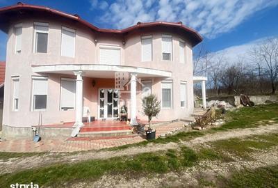Casă cu 4 camere decomandat cu Teren 482 Mp în Oncea - 11