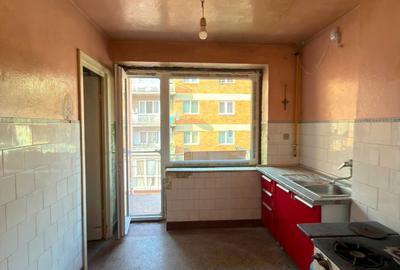 Apartament cu 2 camere decomandat în Ultracentral