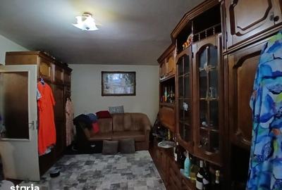 Apartament cu 3 camere decomandat în Cișmigiu