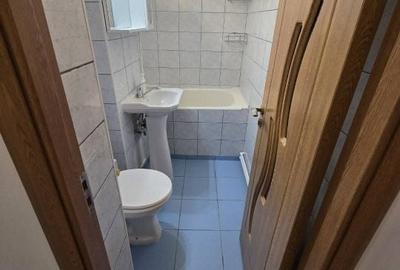 Apartament cu 2 camere decomandat în Cedonia