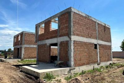 Casă cu 5 camere cu Teren 350 Mp în Bălăceanca - 2