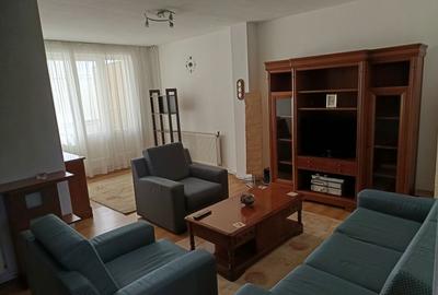 Apartament cu 2 camere în 1 Decembrie 1918 - 1