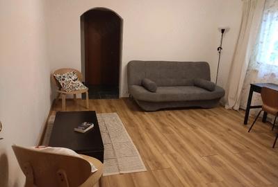 Apartament cu 2 camere semidecomandat în Lipovei
