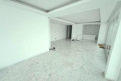 Apartament cu 4 camere decomandat în Metalurgiei - 1