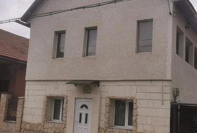 Casă cu 6 camere în Aghireșu - 1