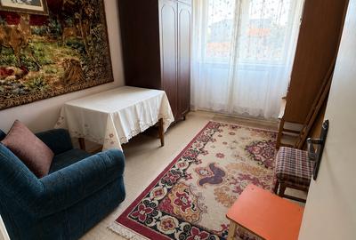 Apartament cu 3 camere semidecomandat în Far - 2