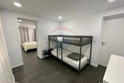 Casă cu 4 camere cu Teren 1397 Mp în Poiana