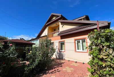 Casă individuală cu 4 camere cu Teren 296 Mp în Sud