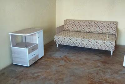 Apartament cu 2 camere decomandat în Prundu