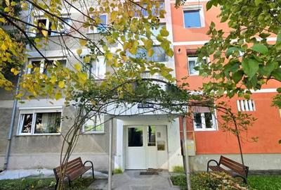 Apartament cu 2 camere decomandat în Central - 1