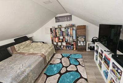 Casă cu 4 camere cu Teren 90 Mp în Tunari - 2
