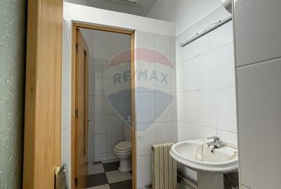 Spațiu comercial, de 252 mp, în Central