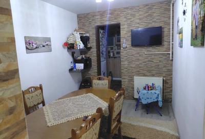 Apartament cu 3 camere decomandat, mobilat în Central - 1