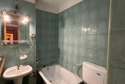 Apartament cu 4 camere decomandat în Poarta 6 - 9
