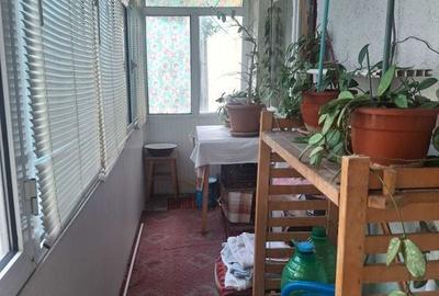 Apartament cu 4 camere decomandat în Central - 8