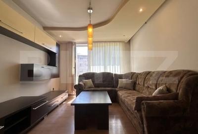 Apartament cu 3 camere decomandat, mobilat în Nord-Est